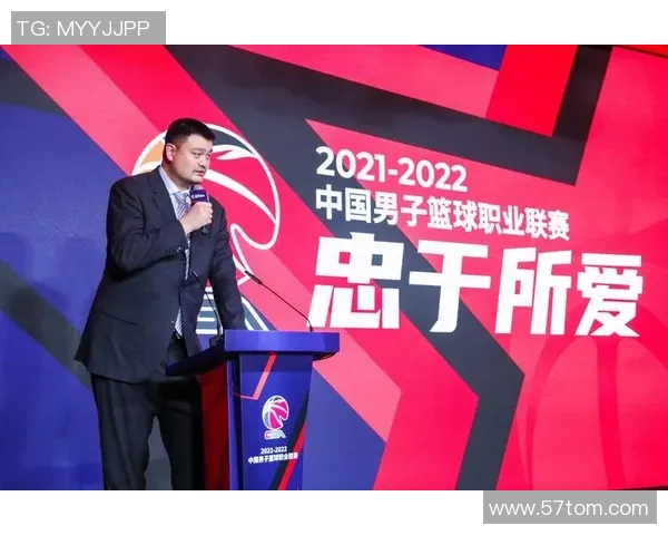 姚明跨界时尚界挑战自我化身模特展现不一样的魅力与风采 姚明跨界时尚界挑战自我化身模特展现不一样的魅力与风采