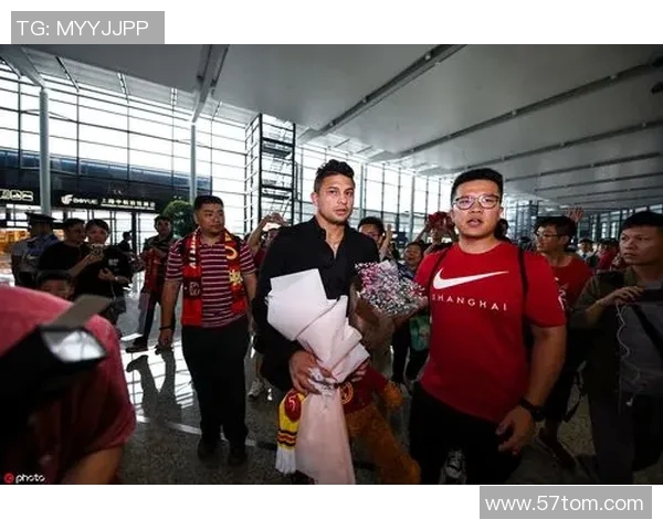 老鹰队老将宣布退役,球迷泪目送别