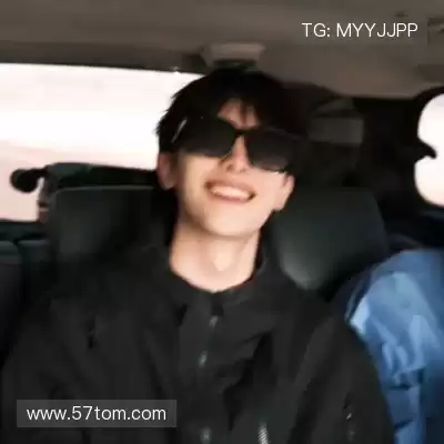滑璇鸣
